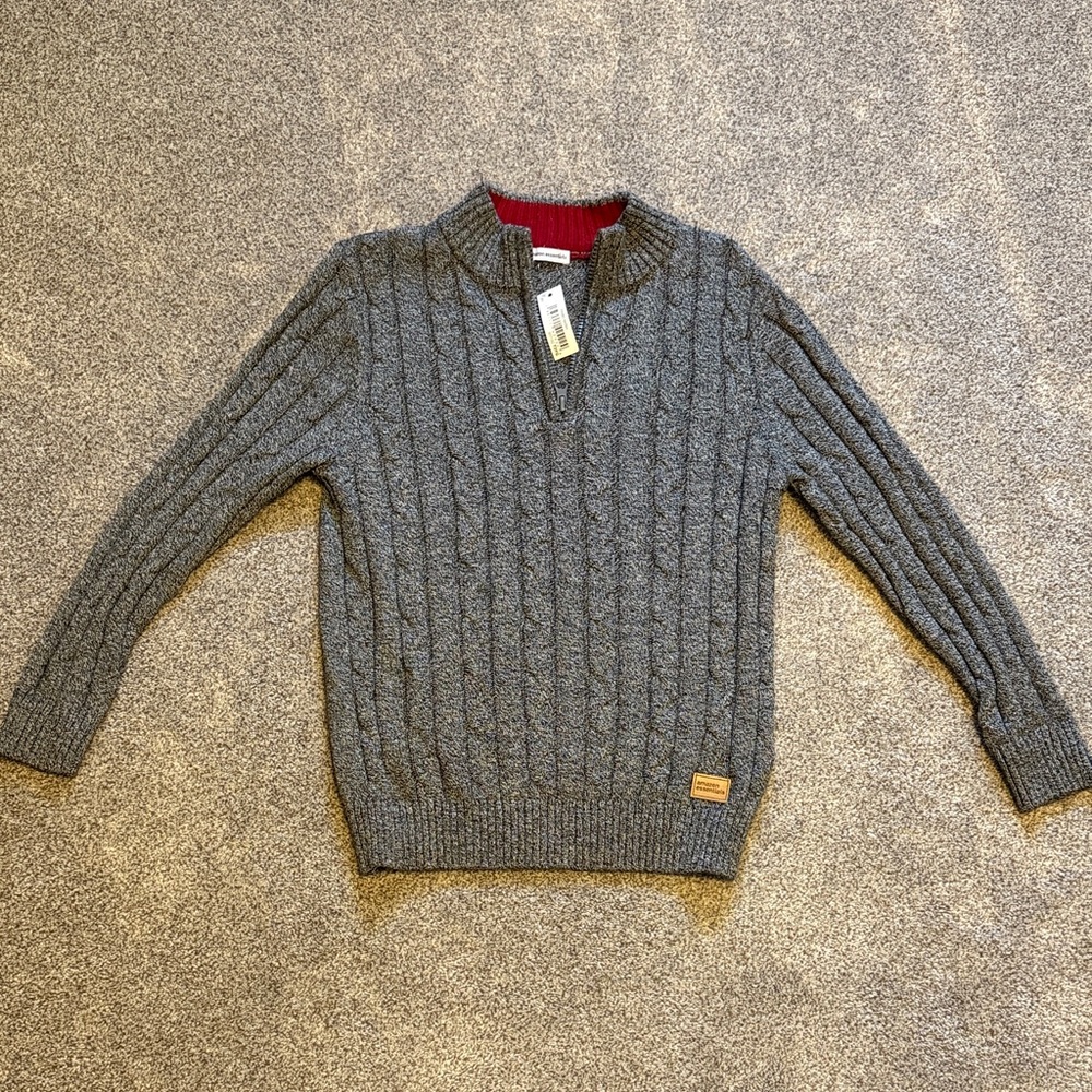 NWT Amazon Essentials Kids Gray Cable Knit Sweater